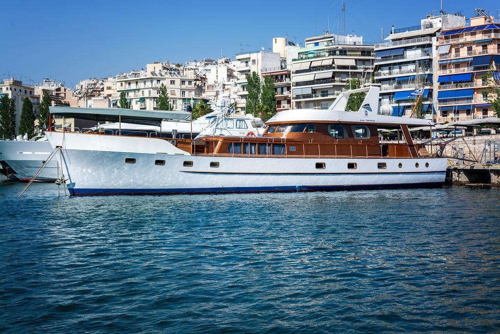Luxury Yachthotel Amanda 普沙罗 外观 照片